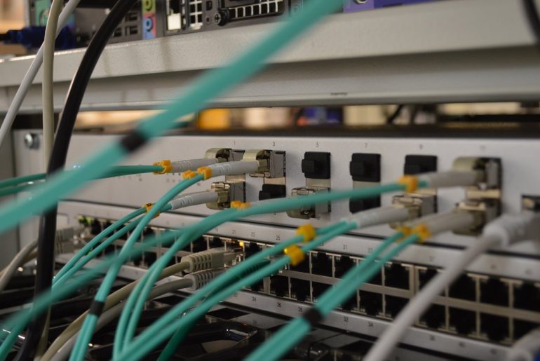 Title: Bare Metal vs Dedicated Servers: Which One is Best?